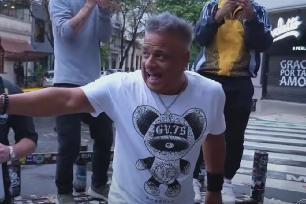 Baile en la lluvia, coreos y videoclip: Marcelo Iripino y el don de transmitir felicidad en Olga