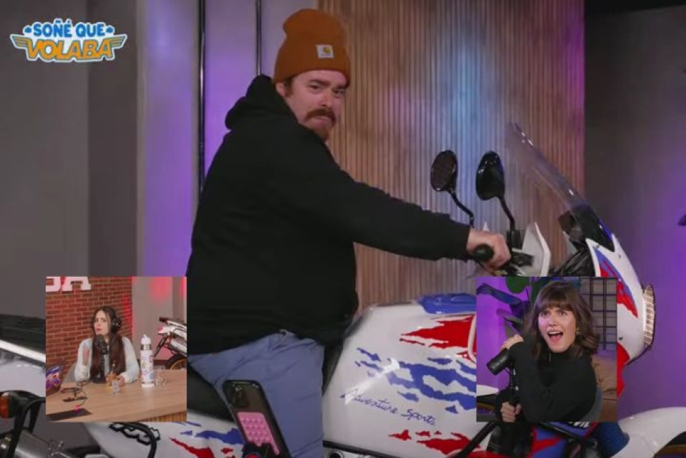 Migue Granados interrumpió la transmisión arriba de una moto gigante y las chicas reaccionaron