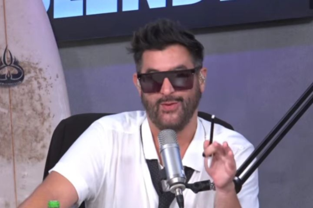 Guille Aquino confirmó cuándo termina el año de Blender, empezaron a palpitar la despedida y: ¿Siguen en 2026?