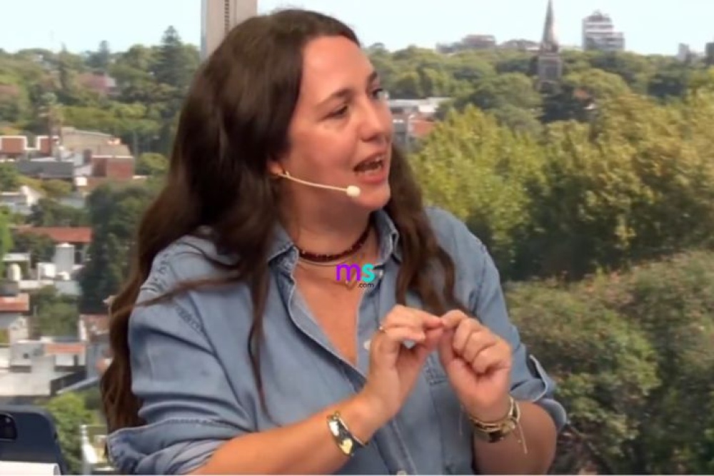 Narda Lepes debutó como columnista en Gelatina