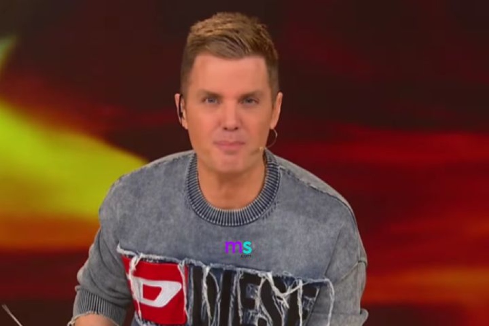 ¡Esperado momento! Debuta Santiago Del Moro dentro del streaming con ”La Cumbre”