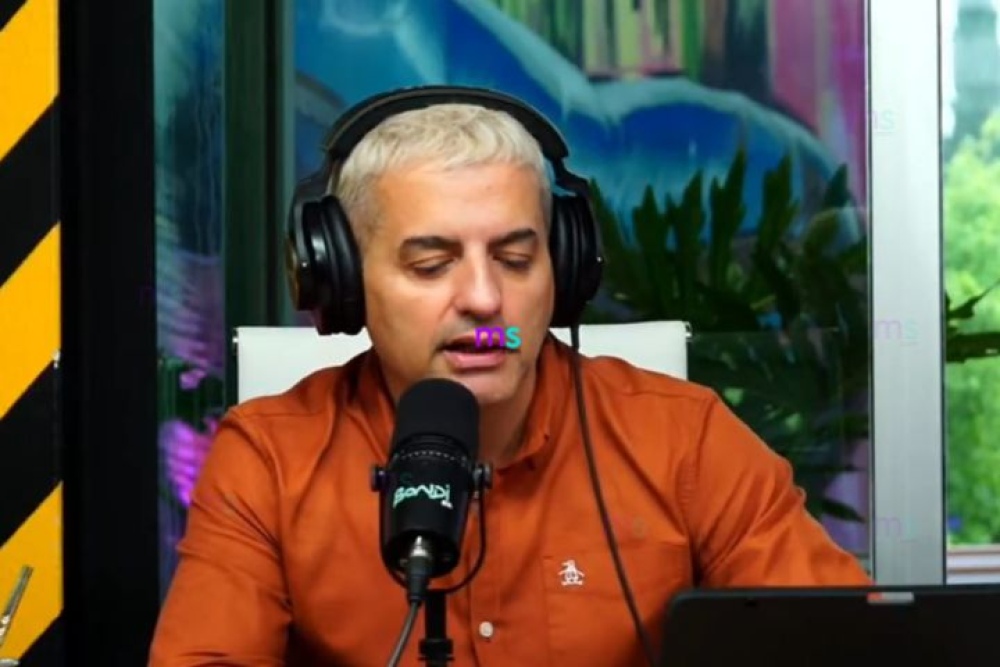 Ángel de Brito leyó el parte médico de Andrea Del Boca: ¿Fue decisión de ella irse?