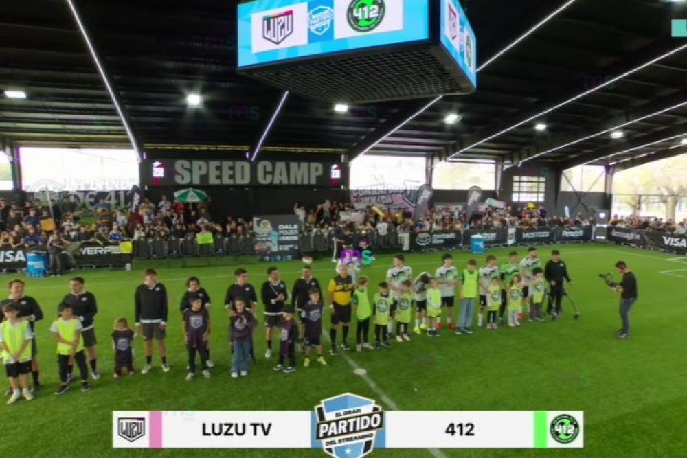 ¡Empezó el partido del año! Luzu y 412: seguilo en vivo