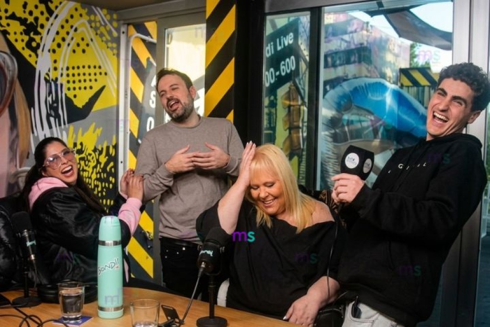 ¡Iluminados! Laura Ubfal, Agus Rey y Flor Cabrera revelan los secretos del buen presente de ”La Linterna” en Bondi