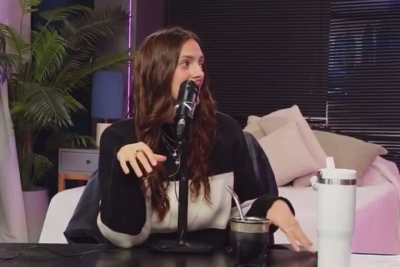 Vendi&oacute; fotos de sus pies, le fue bien, y relat&oacute; la experiencia en Rumis